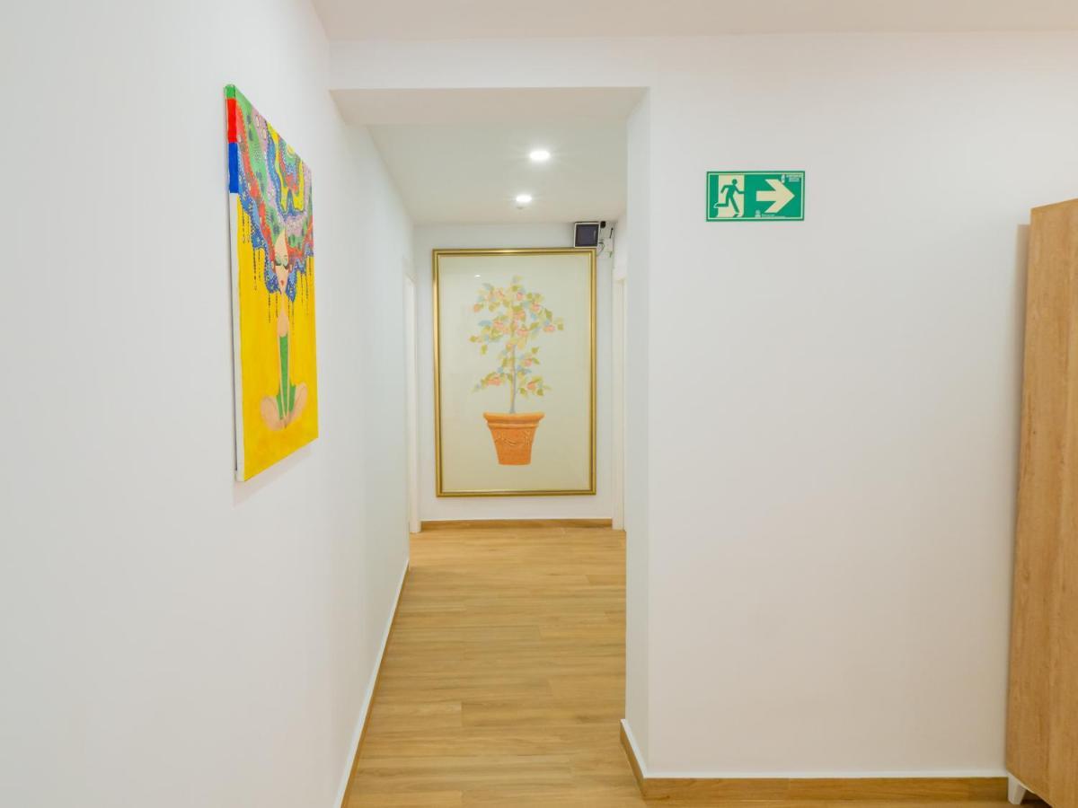 Cubo'S Hostal William'S Sunny 5 With Breakfast Benagalbón Exterior foto