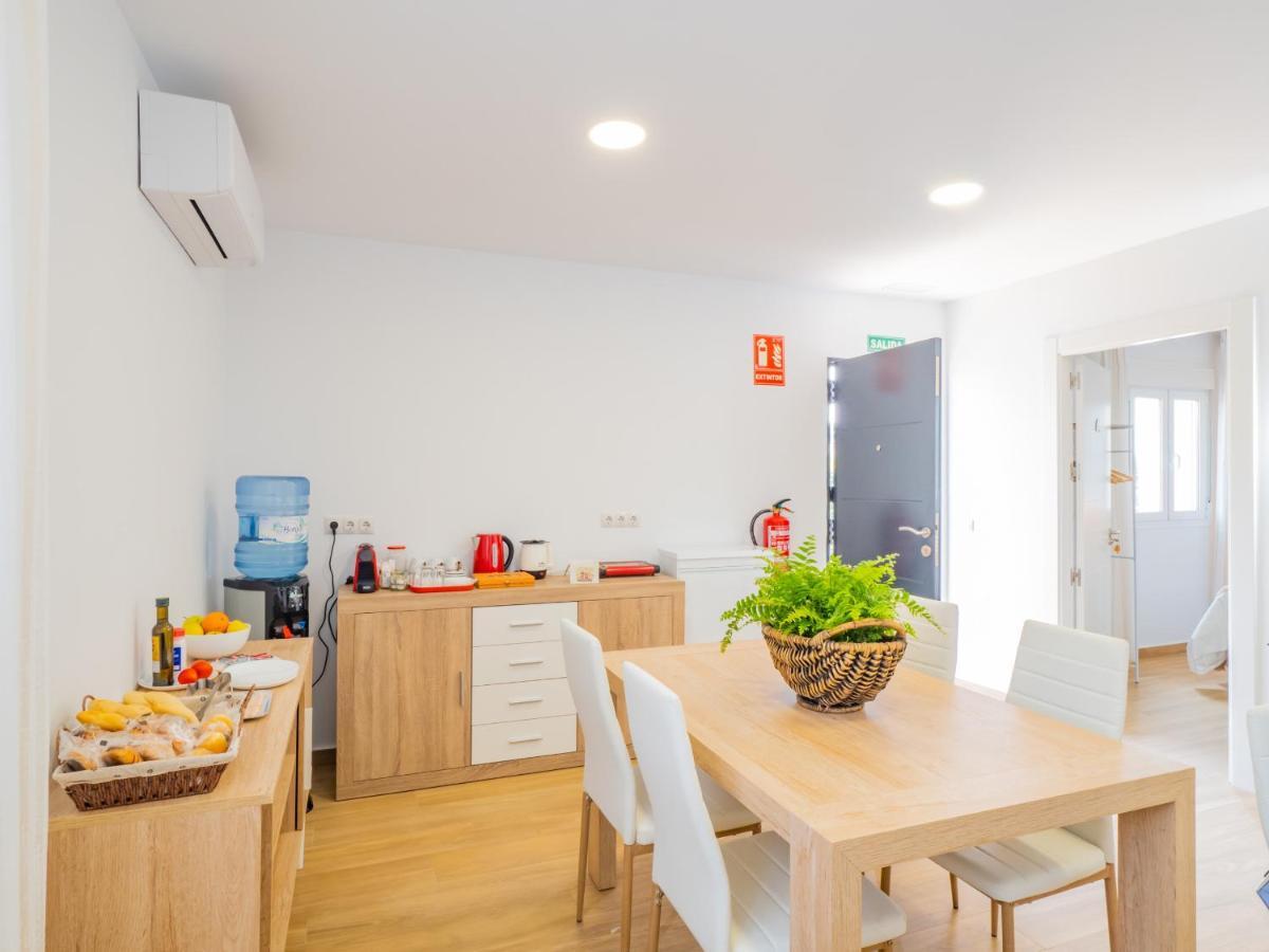 Cubo'S Hostal William'S Sunny 5 With Breakfast Benagalbón Exterior foto
